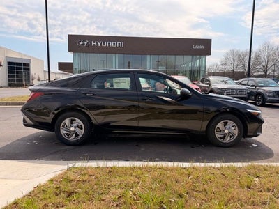 2026 Hyundai ELANTRA SE