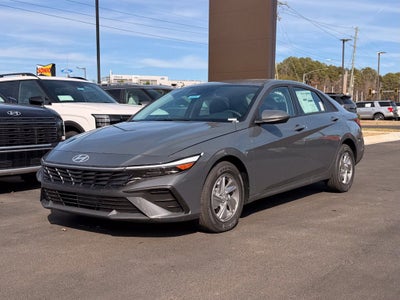 2026 Hyundai ELANTRA SE