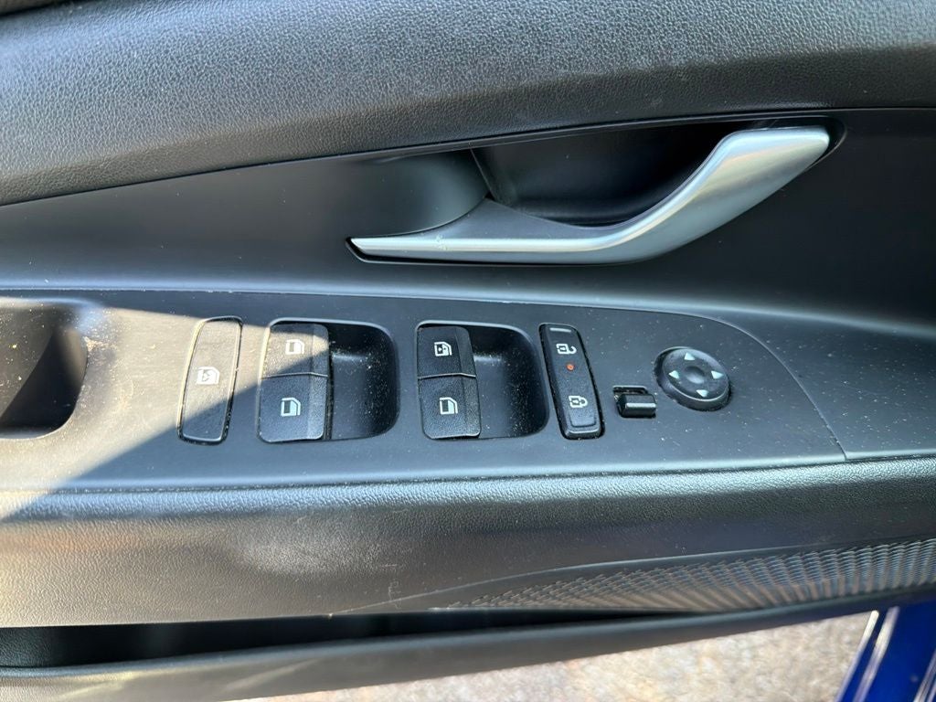 2025 Hyundai ELANTRA SEL Convenience CLEAN CARFAX 1-OWNER