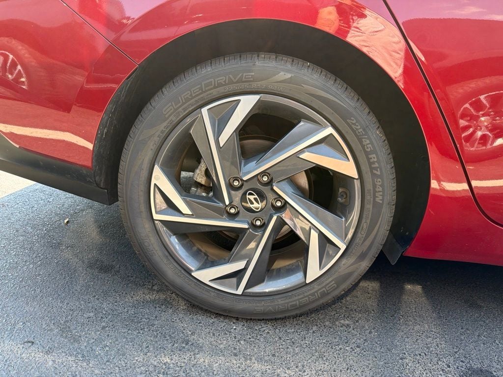 2025 Hyundai ELANTRA SEL Convenience CARFAX 1-Owner