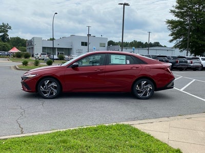 2025 Hyundai ELANTRA SEL Convenience