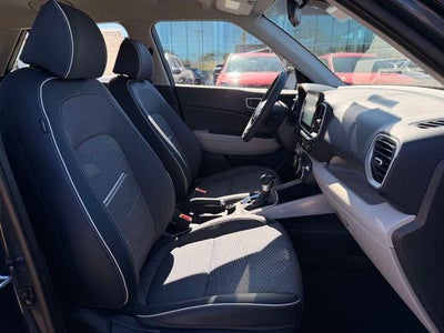 2026 Hyundai VENUE SEL W/Two-Tone Roof