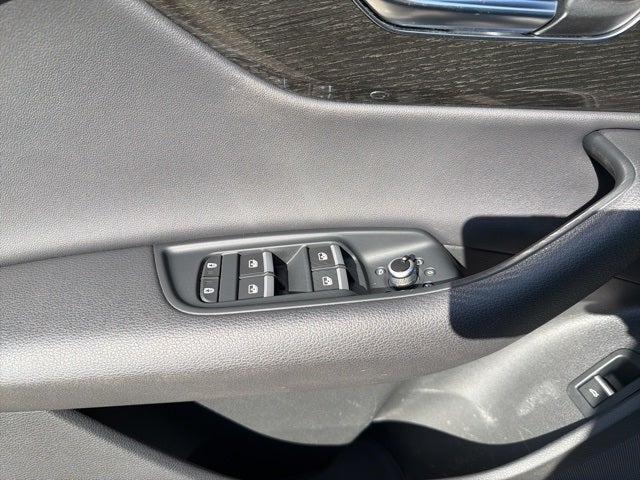 2022 Audi Q7 45 Premium quattro