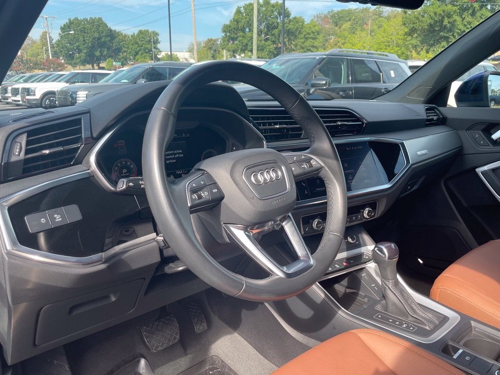 2024 Audi Q3 Premium Plus, One Owner, Navi, Leather, Moonroof S Line quattro