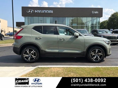 2024 Volvo XC40 B5 Core