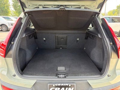2024 Volvo XC40 B5 Core
