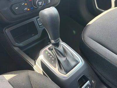 2020 Jeep Renegade Latitude CLEAN CARFAX 1-OWNER