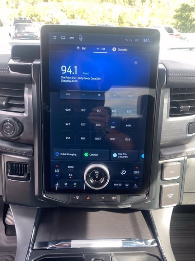 2025 Ford F-150 Lightning Flash
