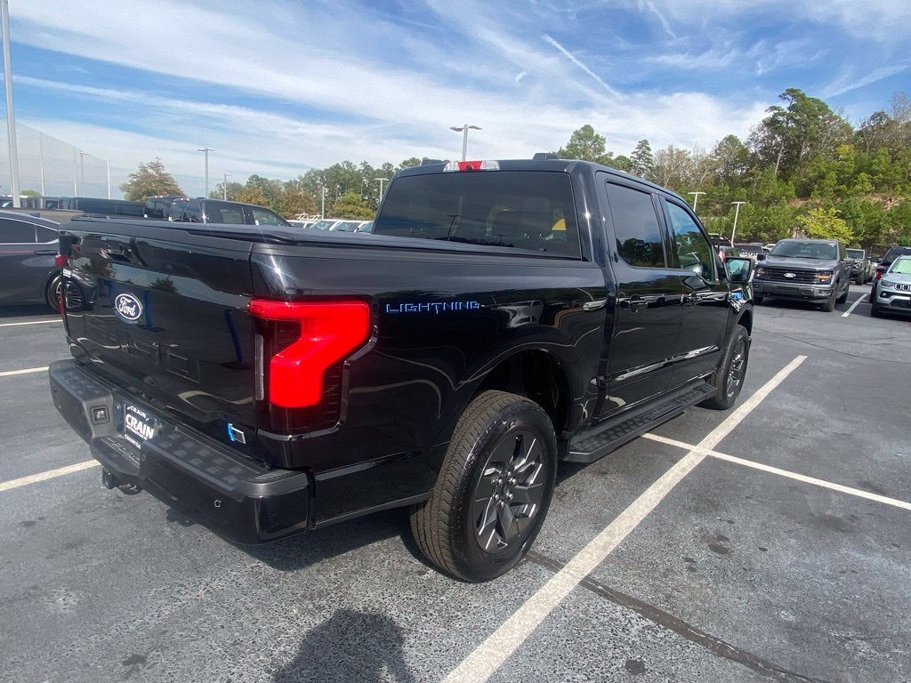 2025 Ford F-150 Lightning Flash