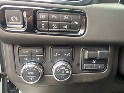 2025 GMC Yukon AT4 Ultimate