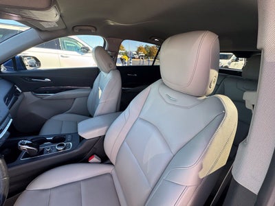2021 Cadillac XT4 Luxury