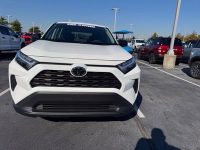 2024 Toyota RAV4 LE
