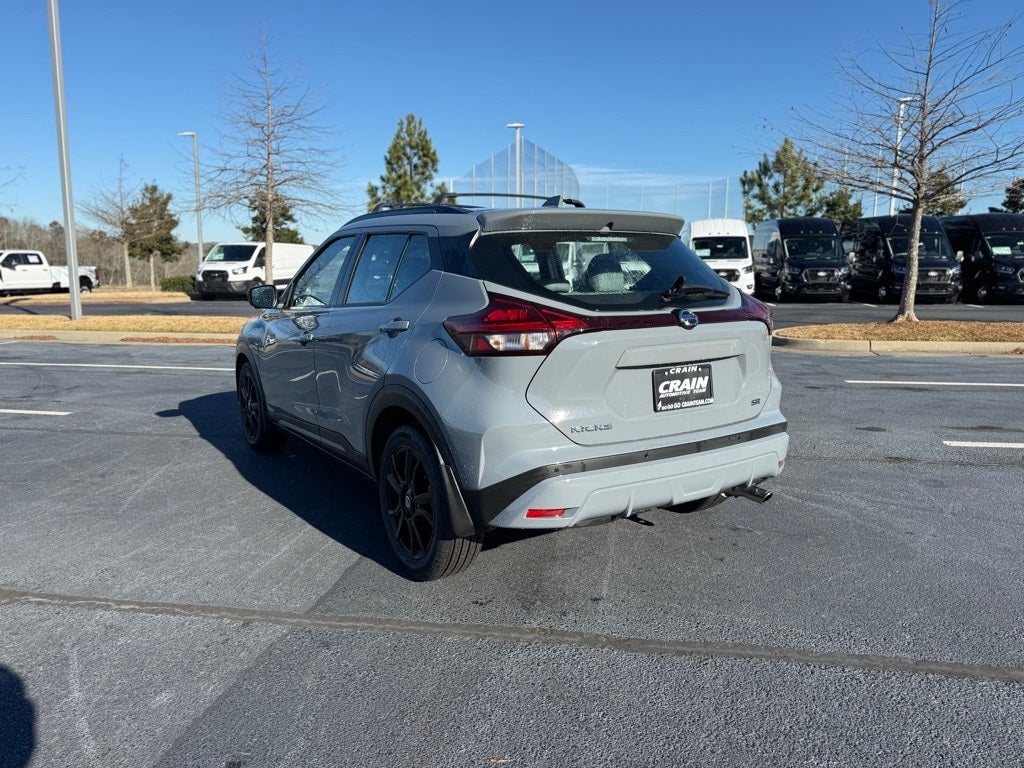 2021 Nissan Kicks SR