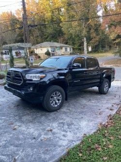 2019 Toyota Tacoma SR5 V6
