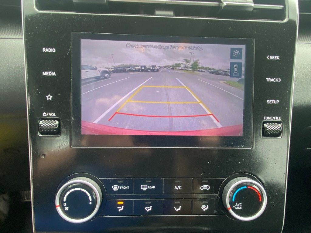 2022 Hyundai TUCSON SE