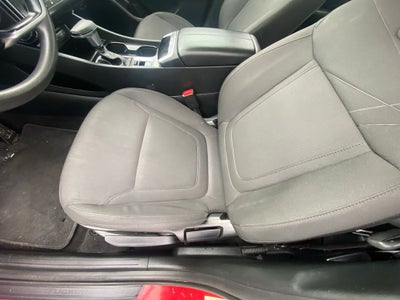 2022 Hyundai TUCSON SE