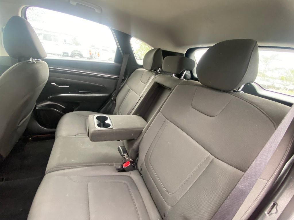 2022 Hyundai TUCSON SE