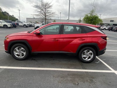 2022 Hyundai TUCSON SE