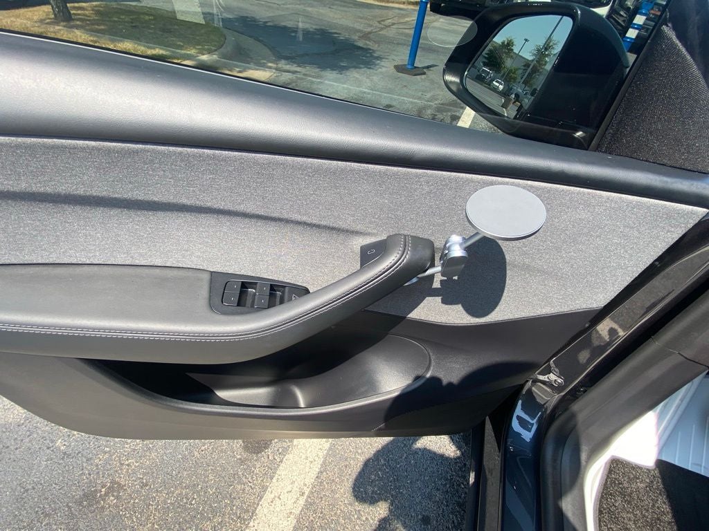 2026 Tesla Model Y Base