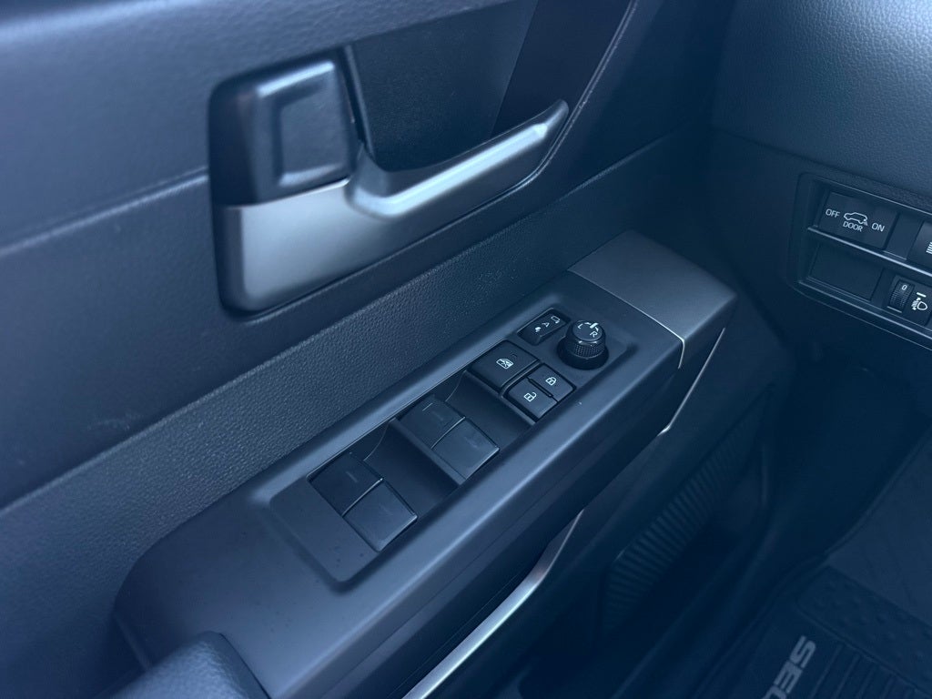 2024 Toyota Sequoia SR5