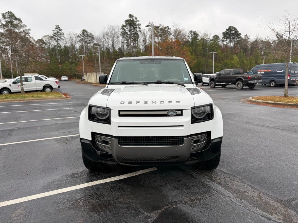 2023 Land Rover Defender 130 X-Dynamic SE