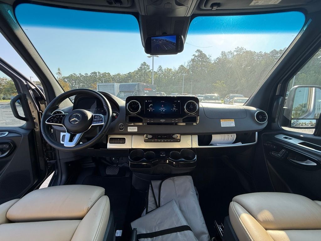 2023 Mercedes-Benz Airstream Cargo 170 WB High Roof