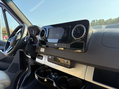 2023 Mercedes-Benz Airstream Cargo 170 WB High Roof