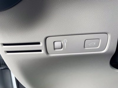 2021 Volvo XC40 Momentum