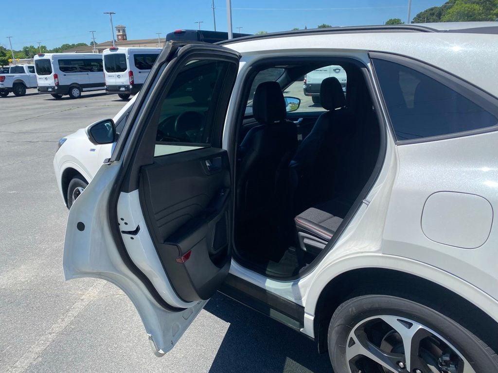 2023 Ford Escape ST-Line Select