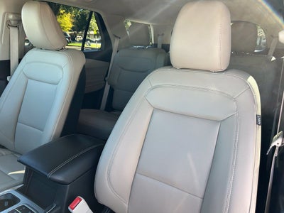 2020 Ford Explorer XLT - 202A PACKAGE
