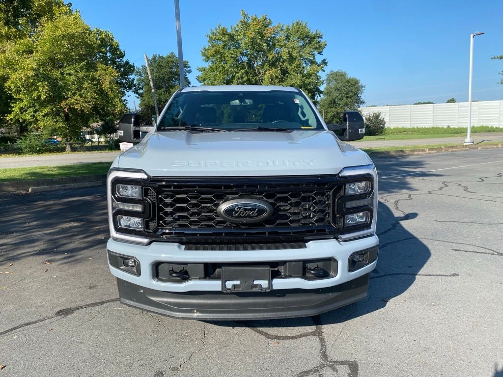 2025 Ford F-250SD Lariat Blackout Package-FX4