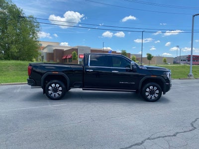 2024 GMC Sierra 2500HD Denali