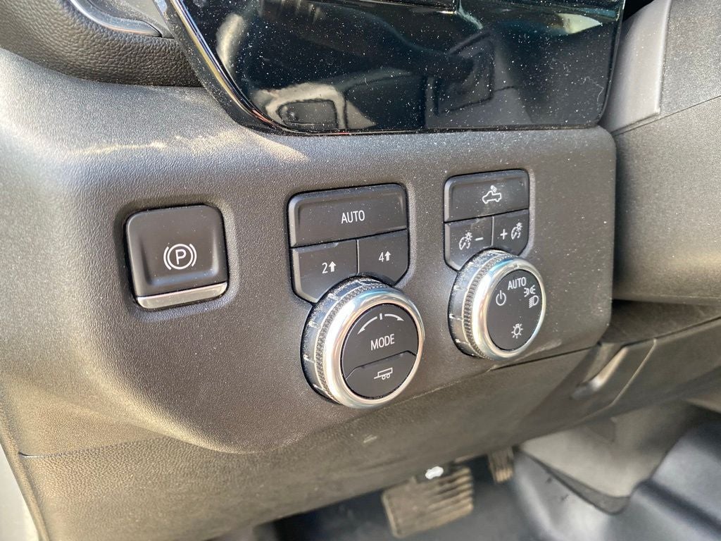 2023 GMC Sierra 1500 SLE