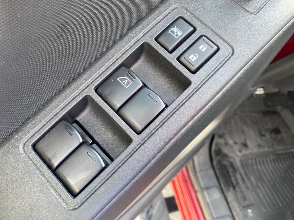 2024 Nissan Frontier SL