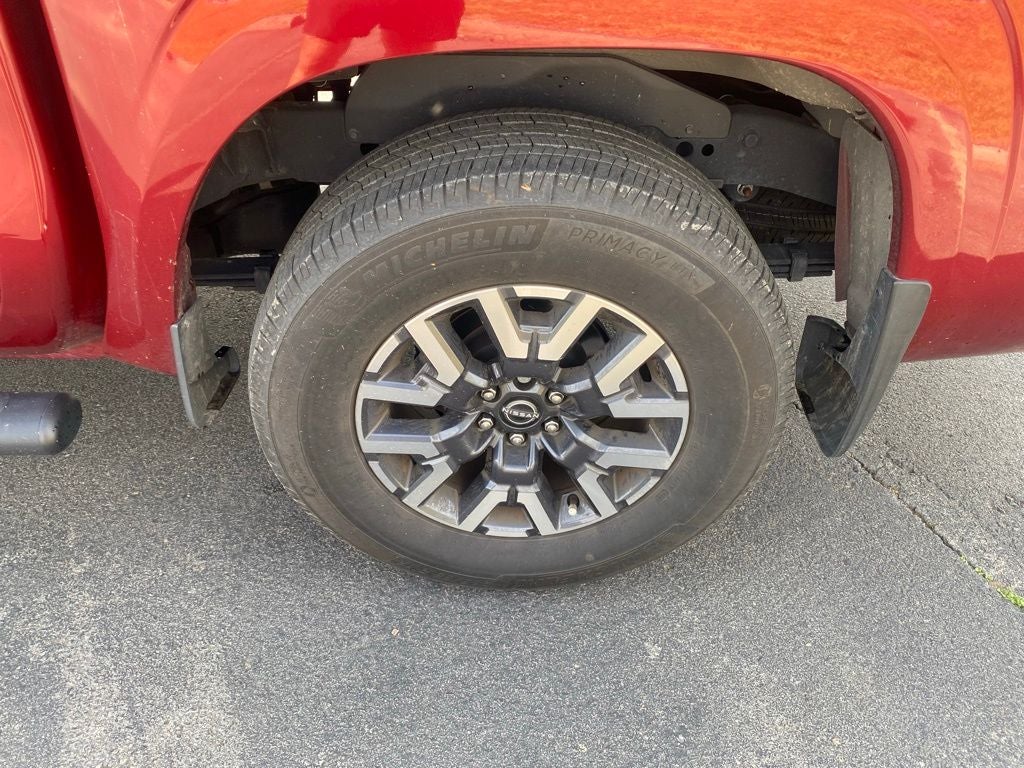 2024 Nissan Frontier SL