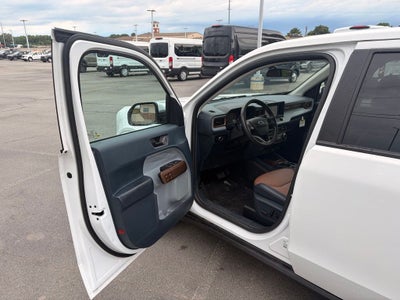2023 Ford Maverick Lariat
