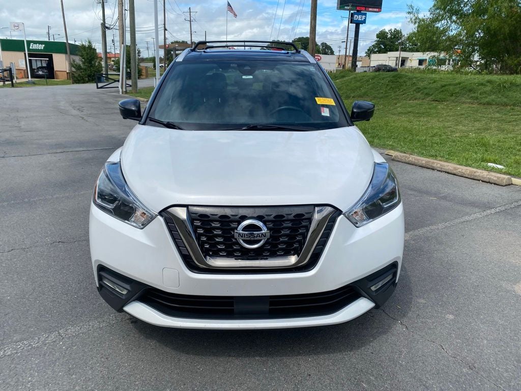 2020 Nissan Kicks SR