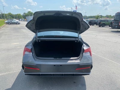 2025 Hyundai ELANTRA SEL Convenience