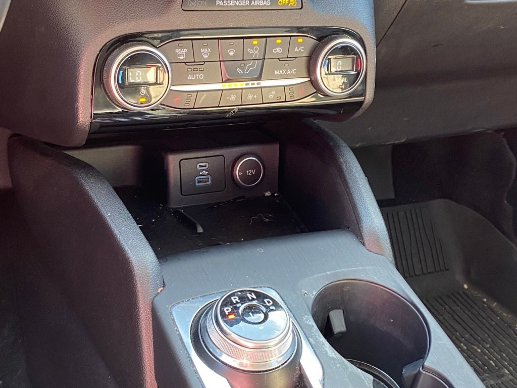 2021 Ford Escape Plug-In Hybrid Titanium
