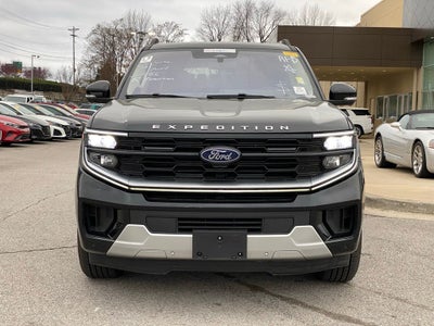 2025 Ford Expedition Max Platinum
