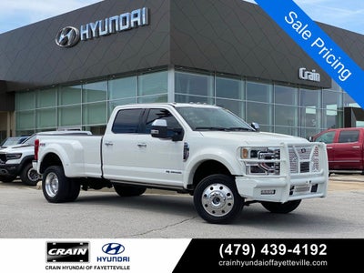 2022 Ford F-450SD Platinum