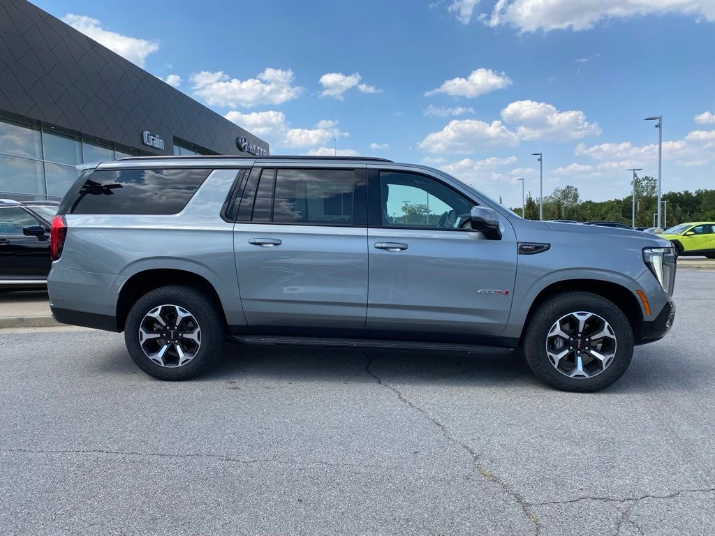 2025 GMC Yukon XL AT4