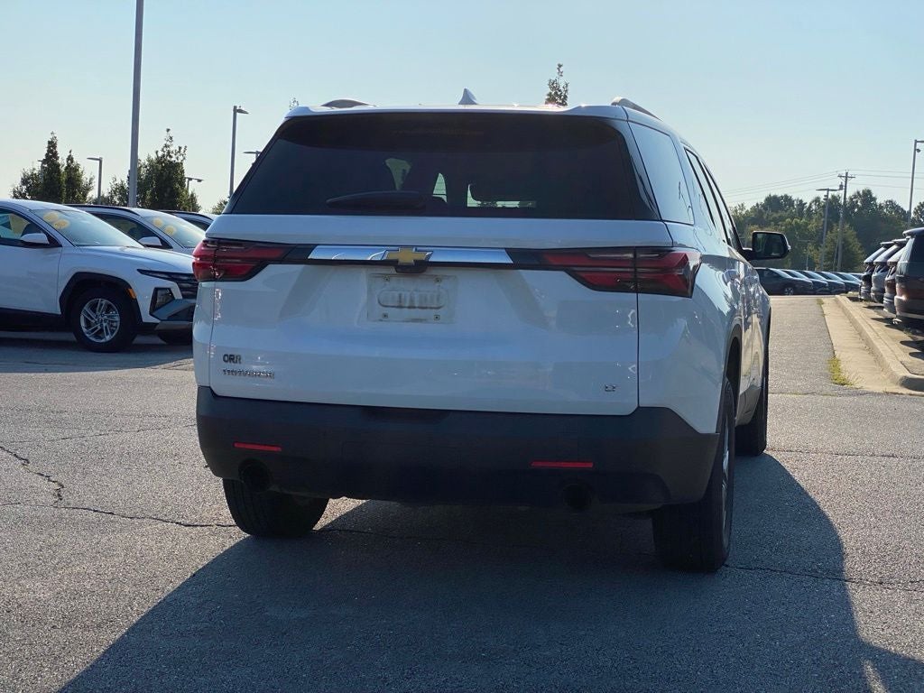 2023 Chevrolet Traverse LT Leather