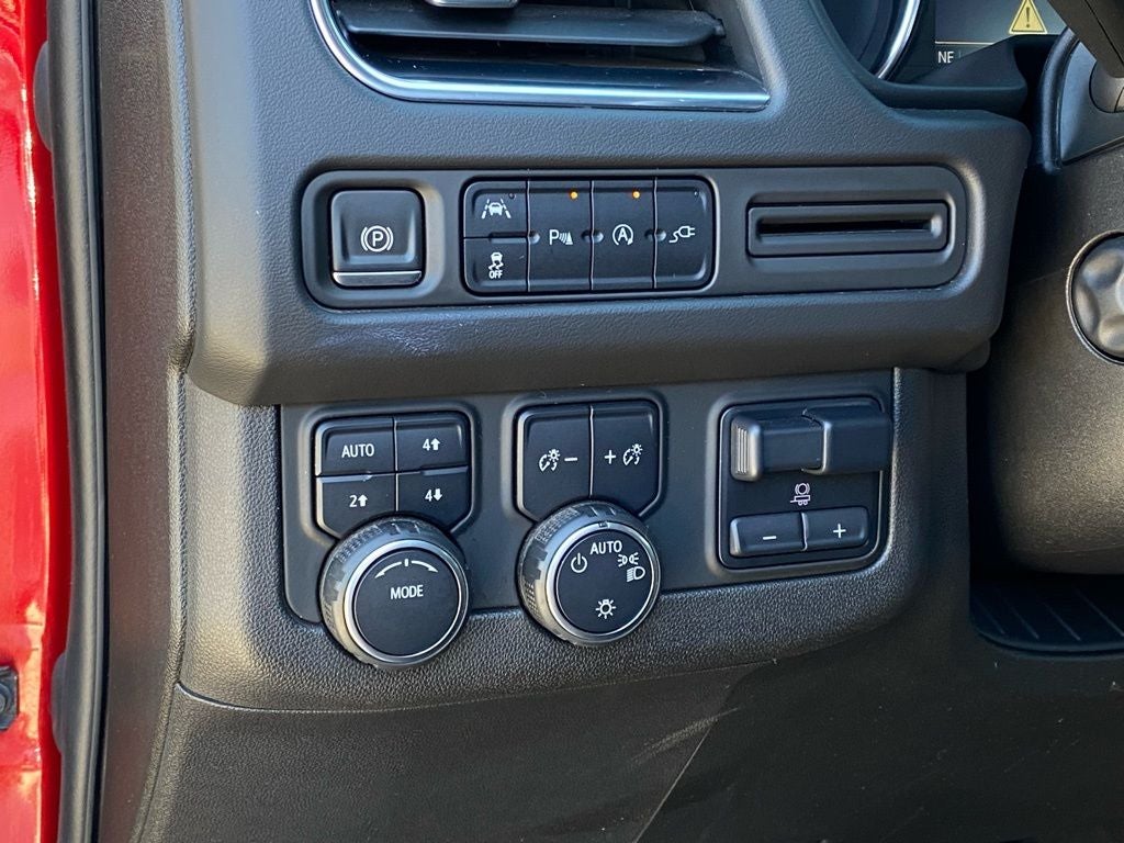 2021 Chevrolet Suburban RST DVD