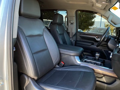 2023 GMC Sierra 1500 SLT BRAND NEW TIRES, LEVELED