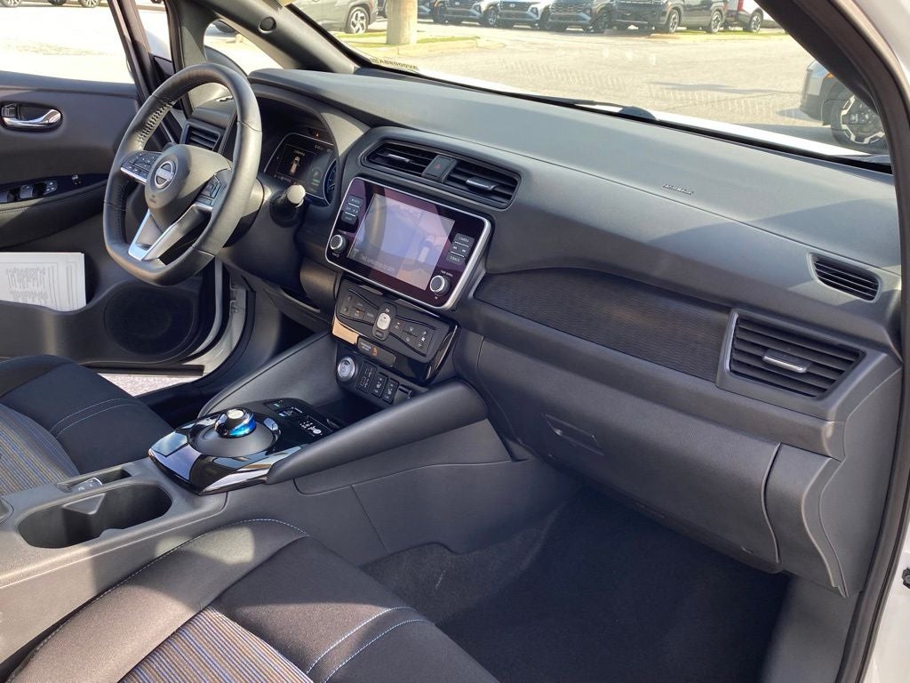 2023 Nissan Leaf SV Plus