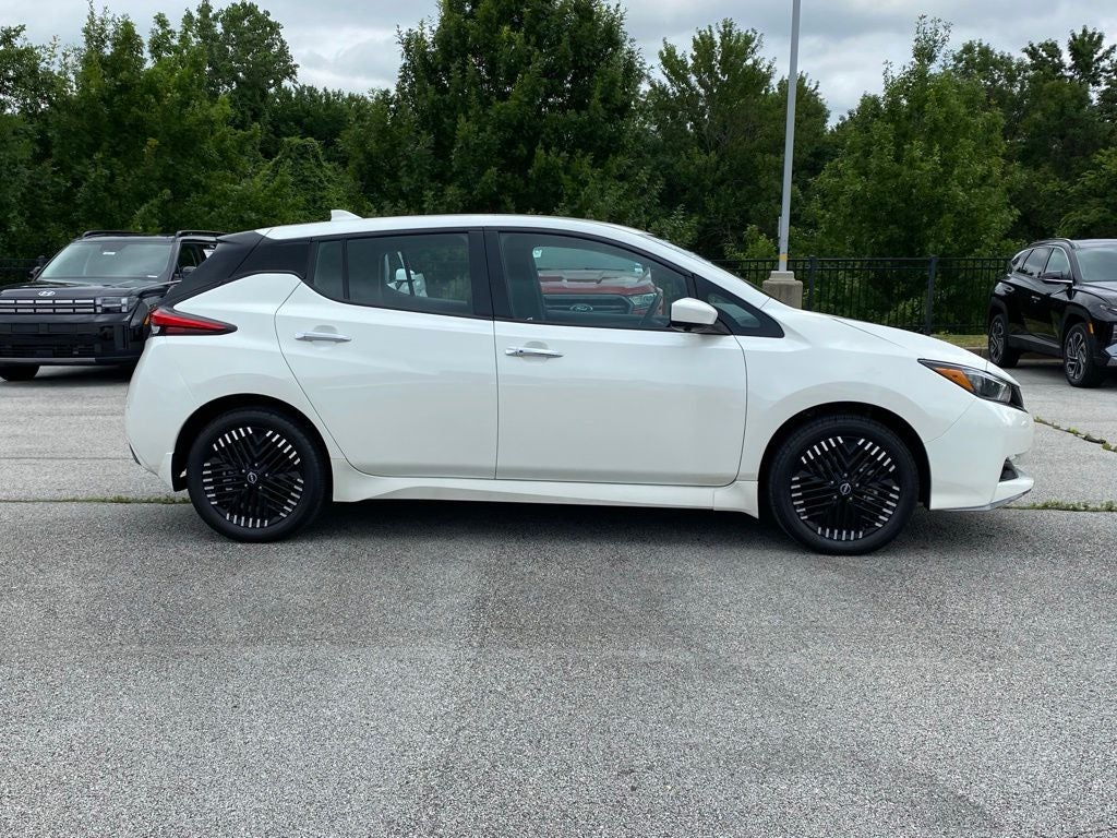2023 Nissan Leaf SV Plus