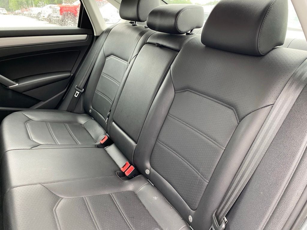 2019 Volkswagen Passat 2.0T Wolfsburg