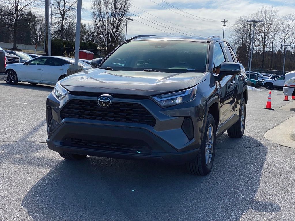 2024 Toyota RAV4 XLE