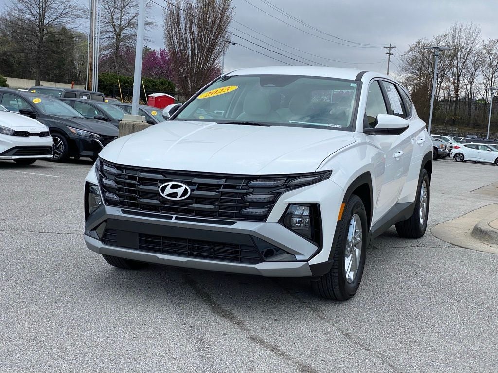 2025 Hyundai TUCSON SE